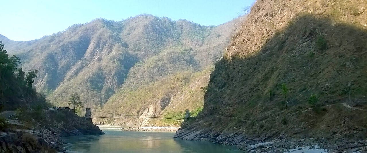 mountains-and-valley-near-school
