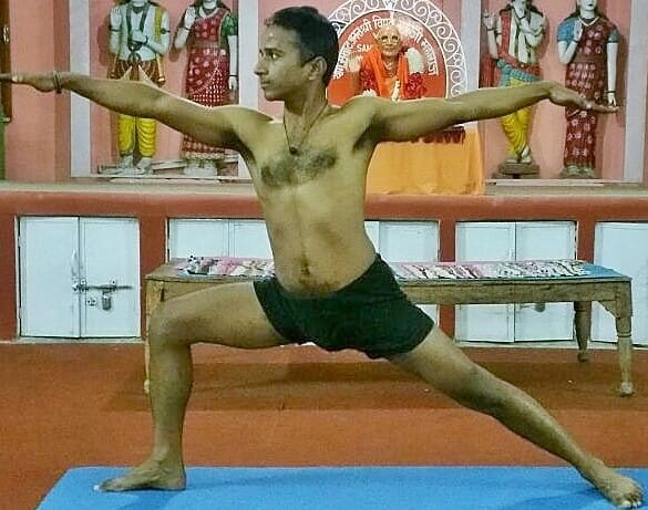 virabhadrasana